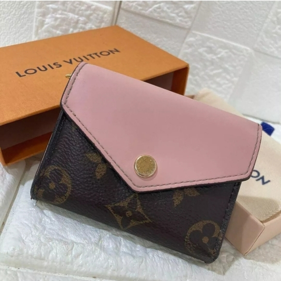 Louis Vuitton Handbags - Louis Vuitton Monogram Portefeuille Zoe Rose Ballerine Trifold Wallet M6293